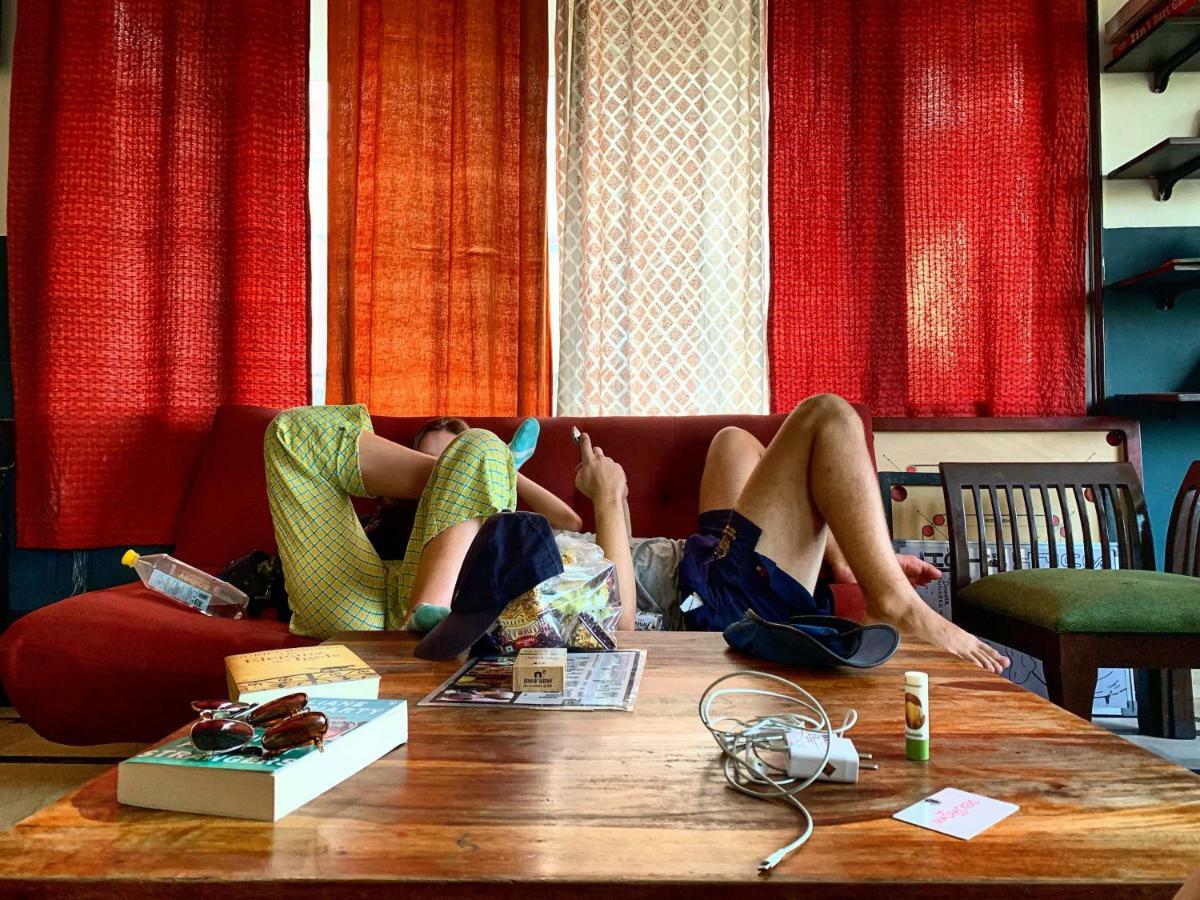 Madpackers Delhi Hostel Új-Delhi Kültér fotó